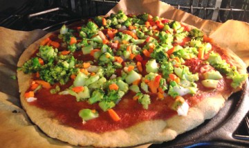vegan pizza cornmeal
